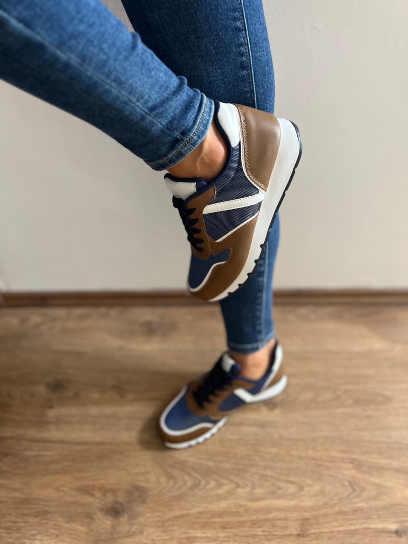 Onyx sneaker